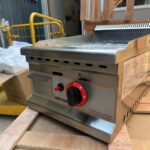 Infernus 35cm LPG gas griddle front view with control knob
